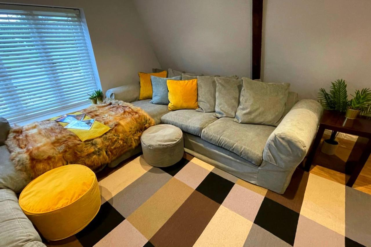Stunning Luxury Apartment In Central Lymington Zewnętrze zdjęcie