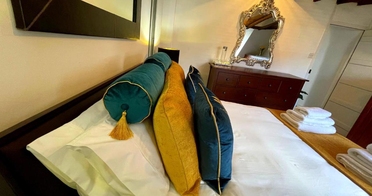 Stunning Luxury Apartment In Central Lymington Zewnętrze zdjęcie